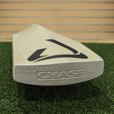 CRICKET BAT FITTED RUBBER TOE GUARD